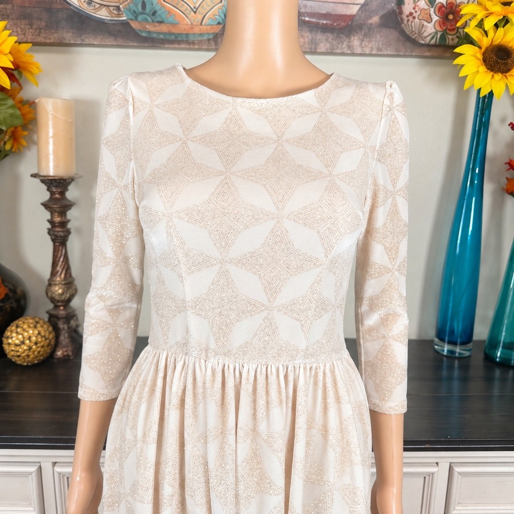 Topshop Dress Women's 4 Cream Gold Glitter Geometric Fit & Flare Glam Party - Picture 3 of 6